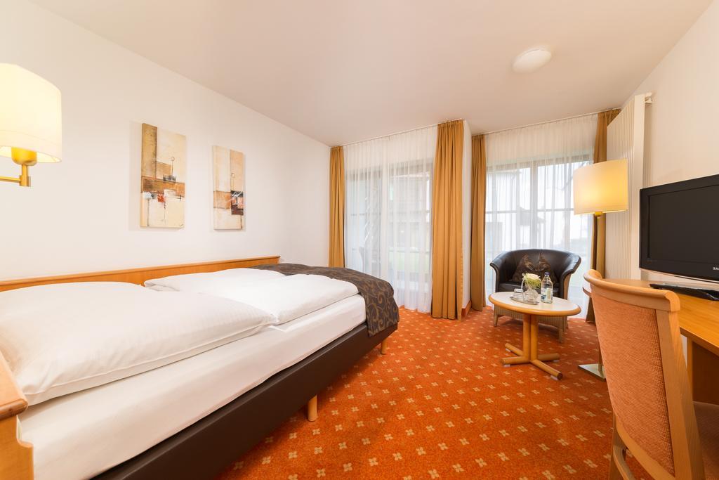 Hotel Garni Gaestehaus Am Muehlbach Ottobeuren Esterno foto