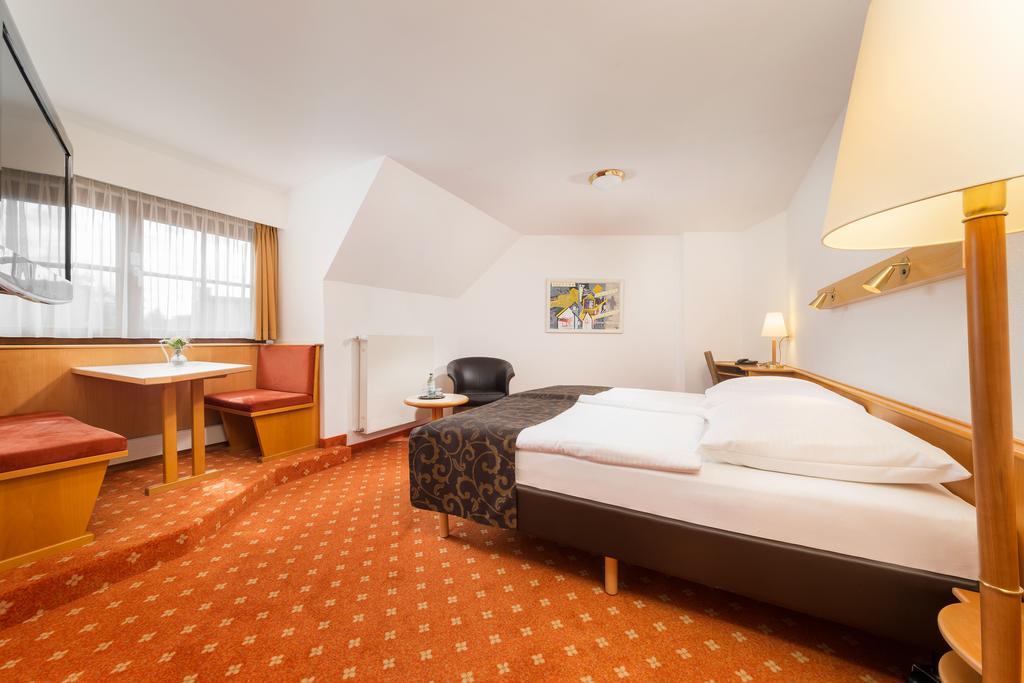 Hotel Garni Gaestehaus Am Muehlbach Ottobeuren Esterno foto